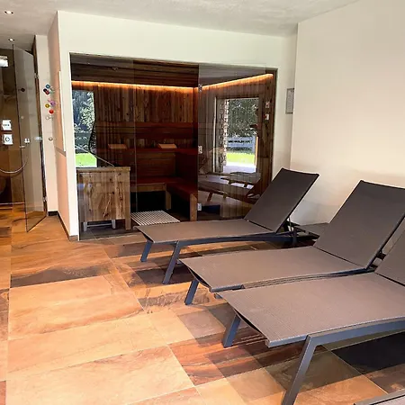 Glemmerl Mountain Lodge, *